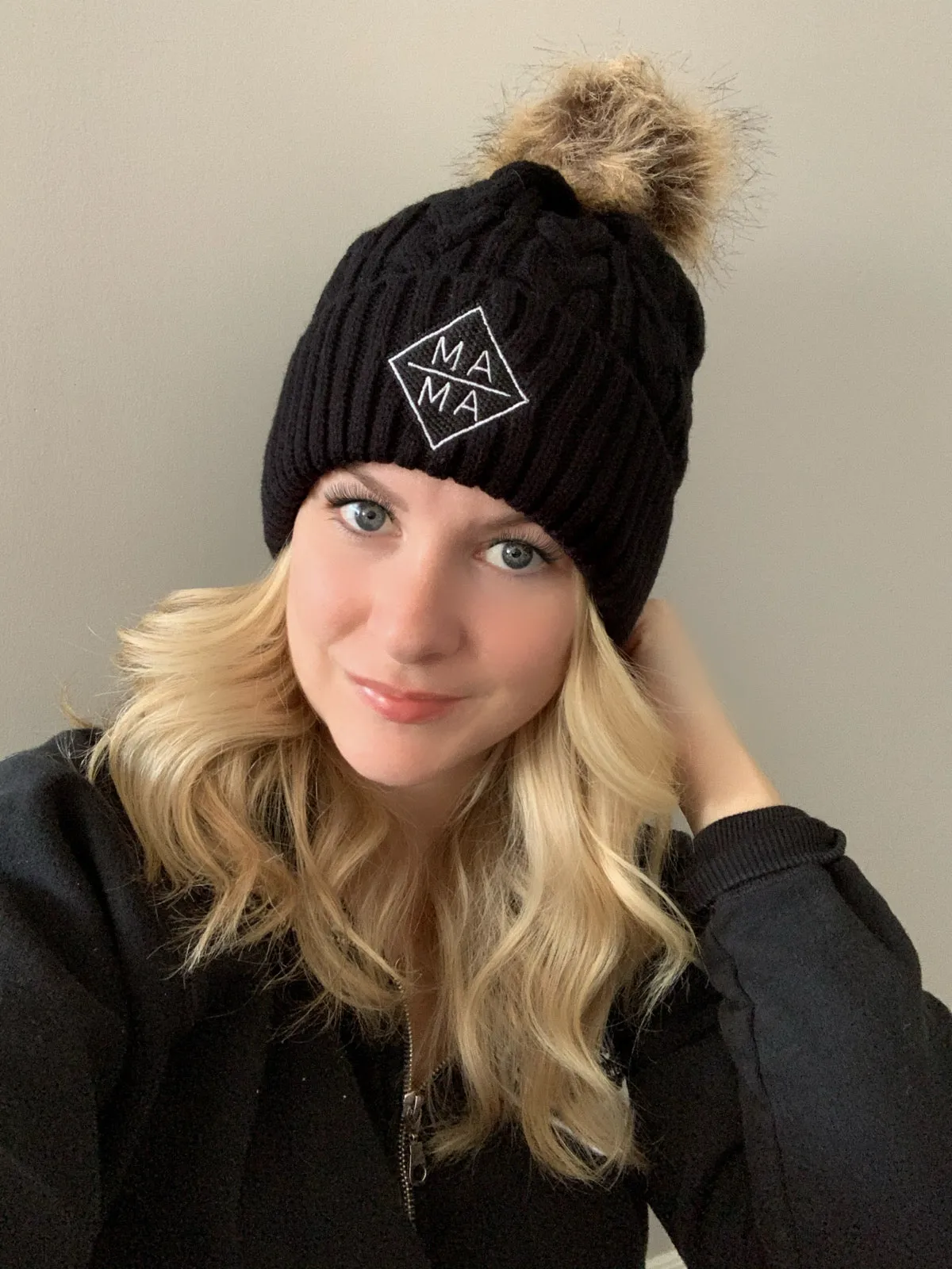 Diamond MAMA Cable Knit Toque