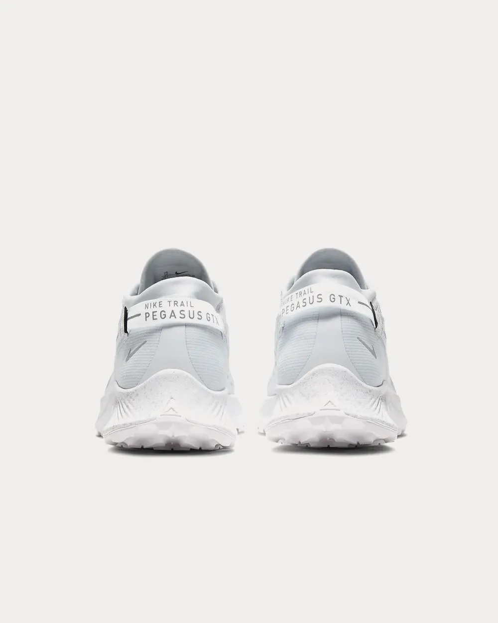 Pegasus Trail 2 GORE-TEX White Running Shoes