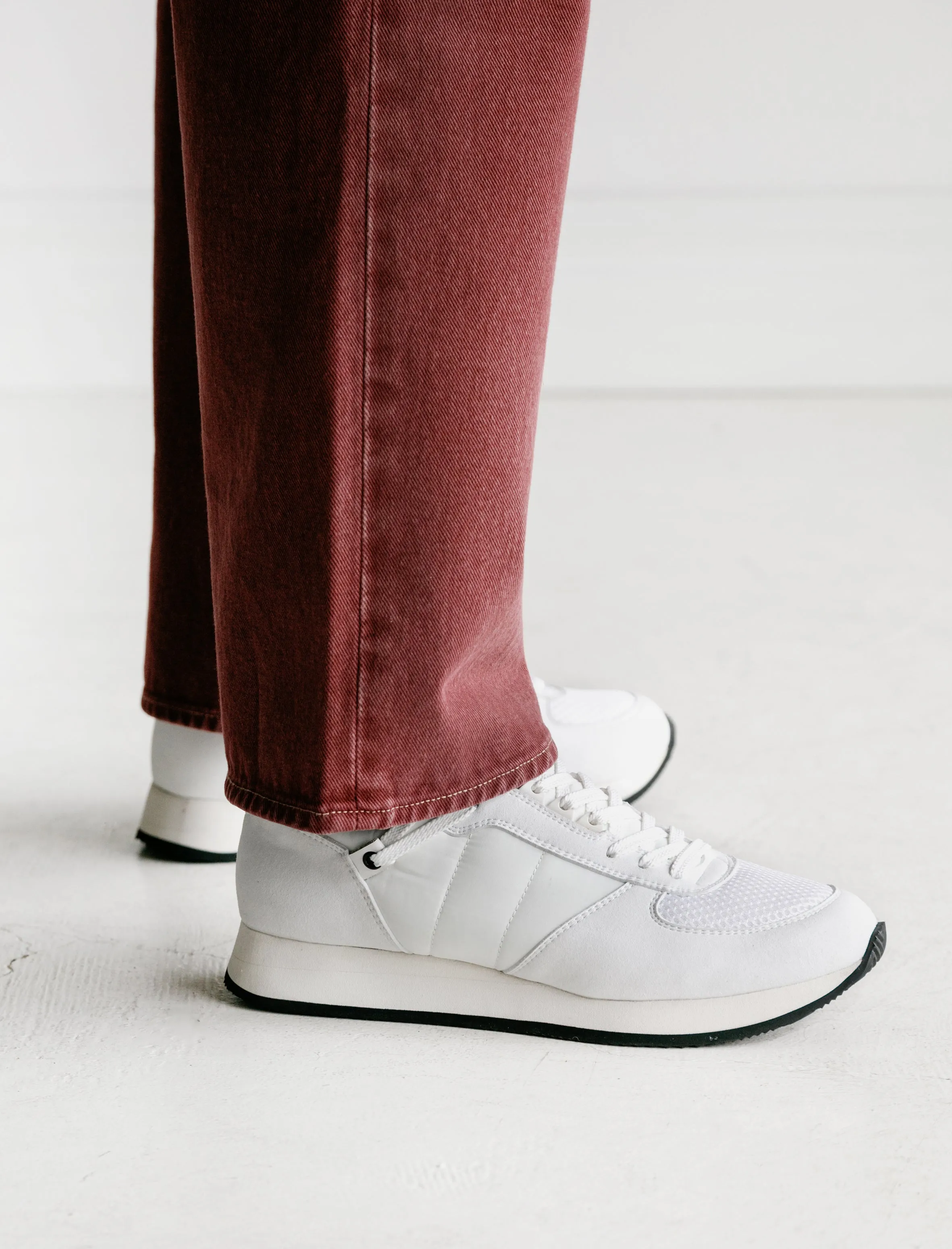 Runners White